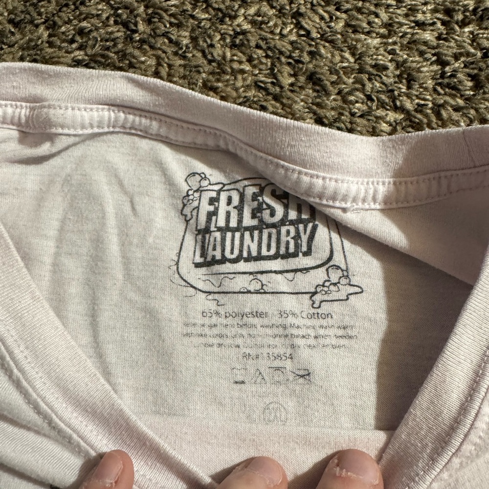 fresh laundry tee - Picture 3 of 4